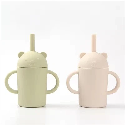 Silicon tumbler với nắp